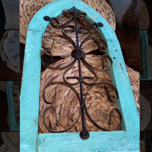 Rustic Décor - Picture 2 of 2